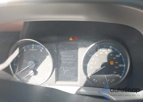 2017 Toyota Rav4 Xle z USA, uszkodzony, nr VIN 2T3WFREVXHW404447